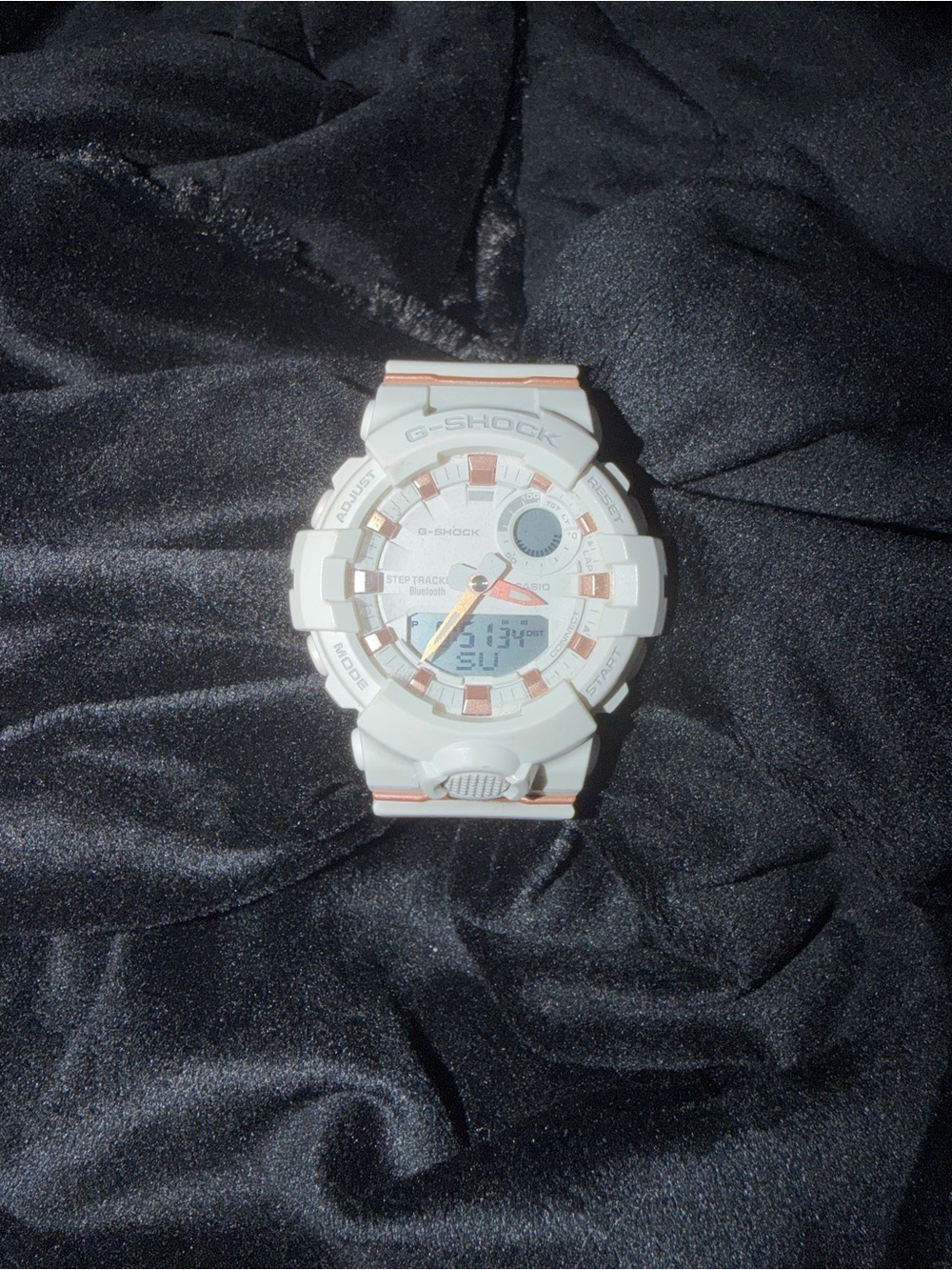 G-Shock White and Rose Gold Digital-Analog Sport Watch